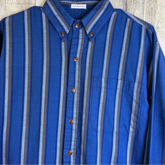 Manhattan Large Button Down Stripe Shirt w/Single Button Cuff w/Pocket - Picture 4 of 10